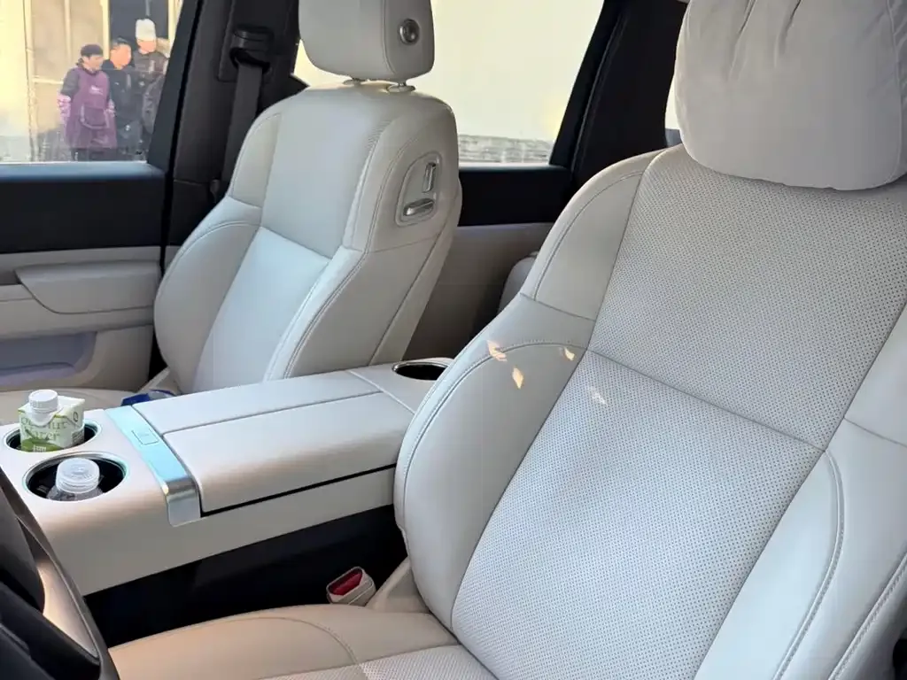 Li Auto MEGA 2024 из CN, фото 4