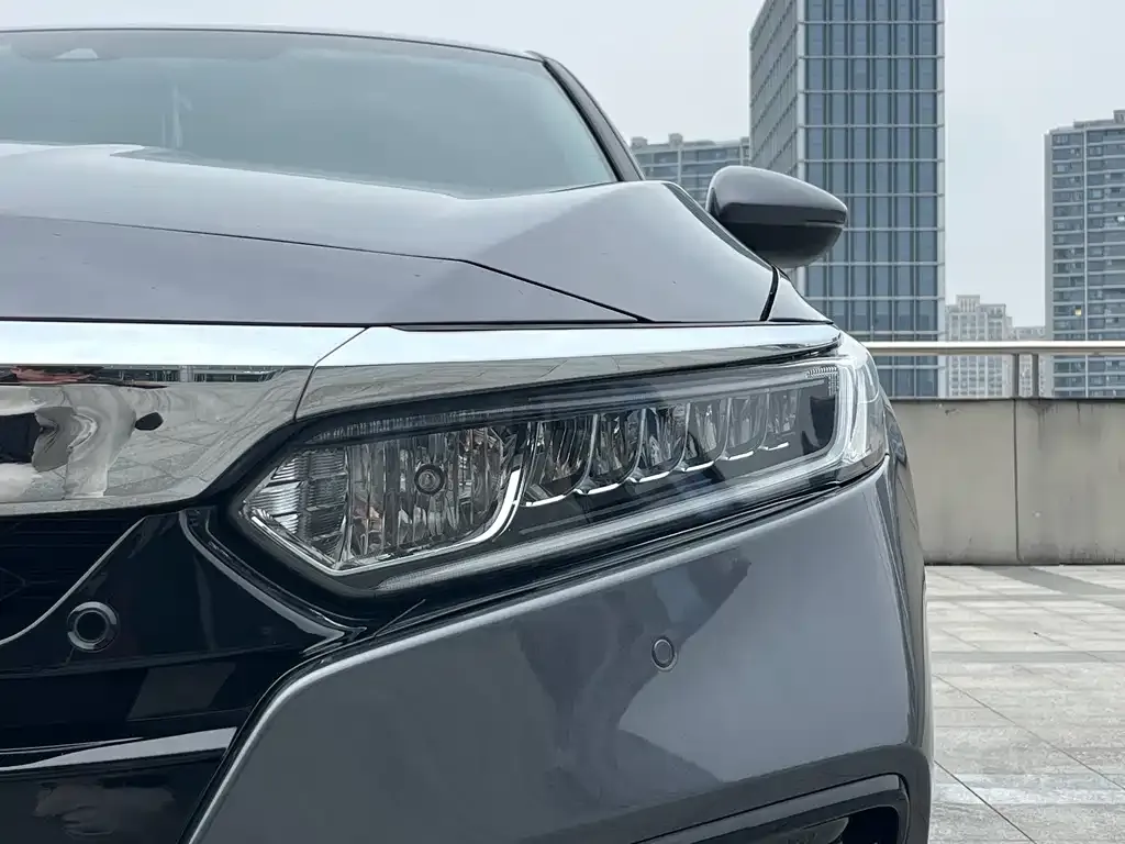 Honda Accord — фото 2