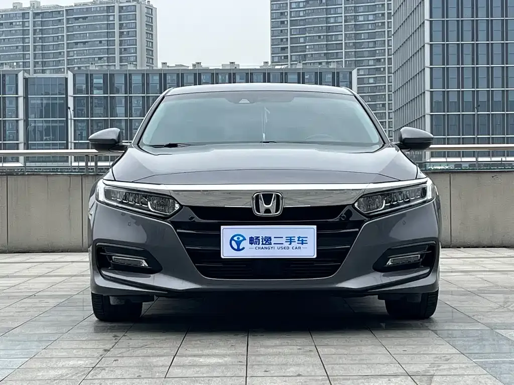 Honda Accord — фото 7