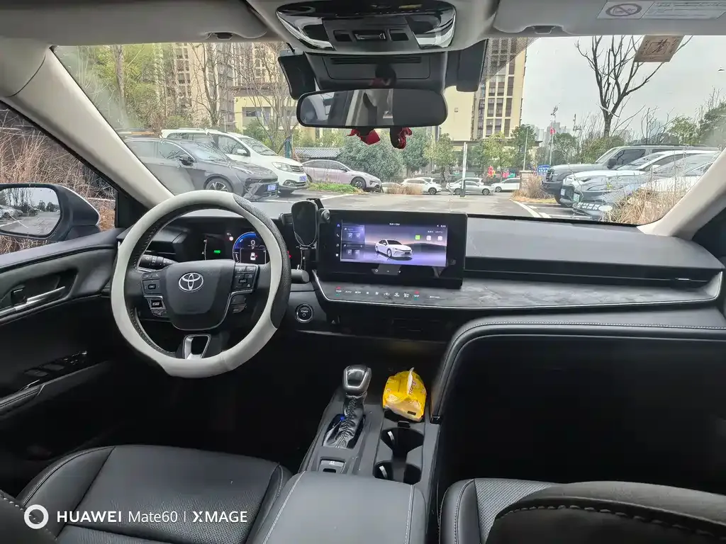 Toyota Camry 2025 из CN, фото 5