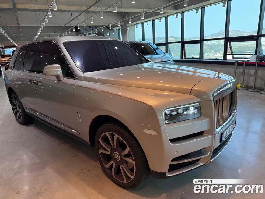 Rolls-Royce Cullinan 2021 из KR, фото 2