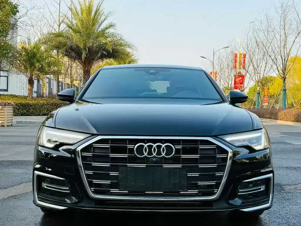 Audi A6L — фото 2