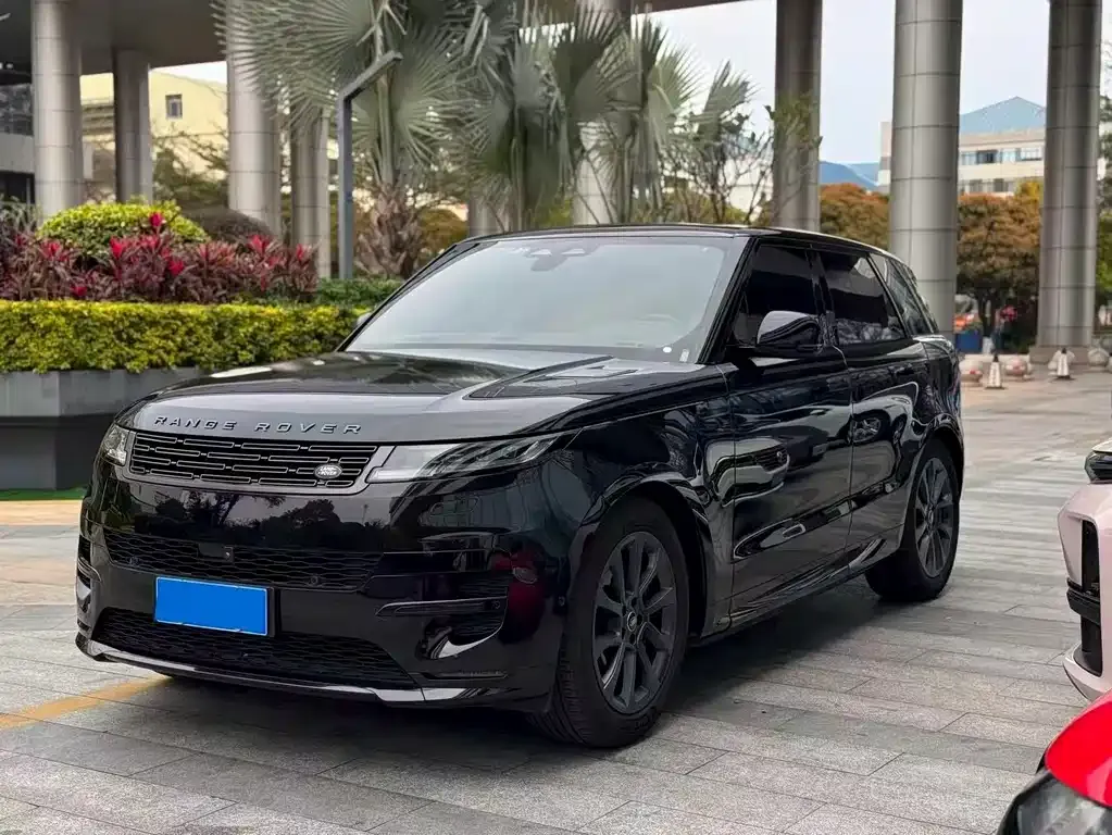Land Rover Sport 2023 из CN, фото 1