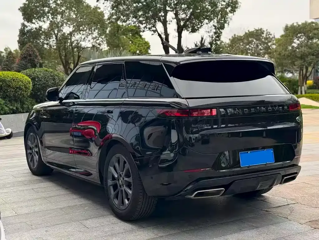 Land Rover Sport 2023 из CN, фото 2