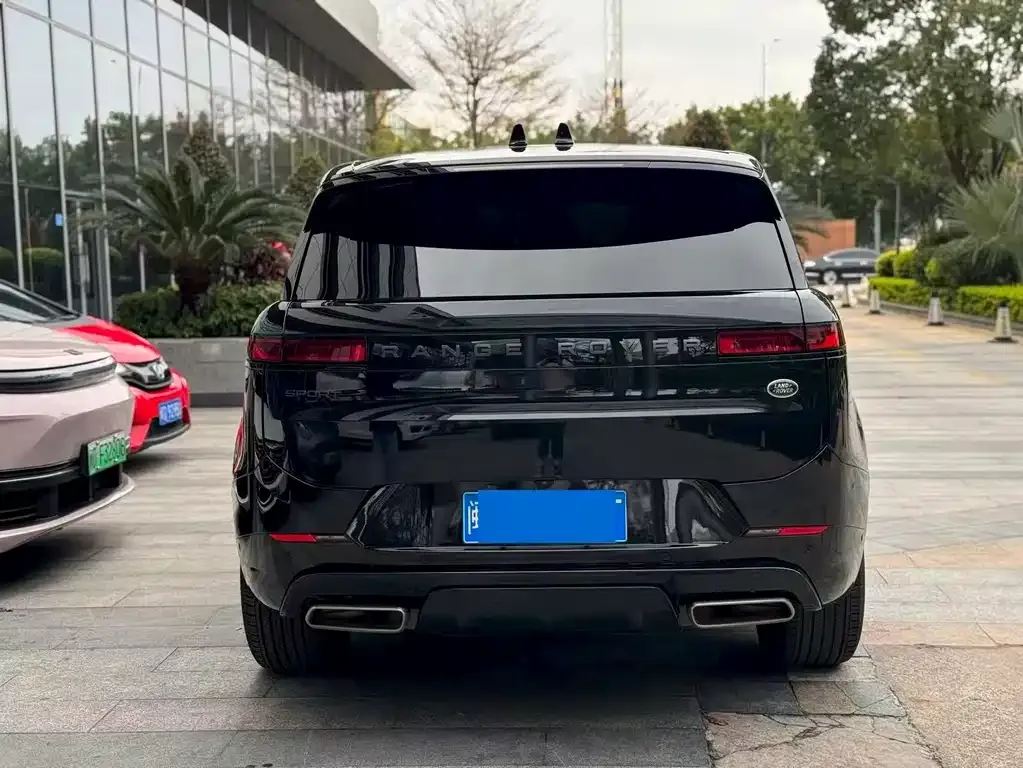 Land Rover Sport 2023 из CN, фото 3