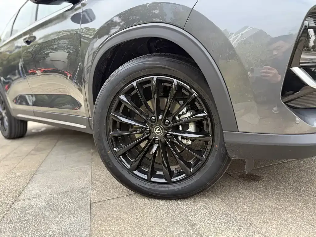 Changan CS75 2025 из CN, фото 3