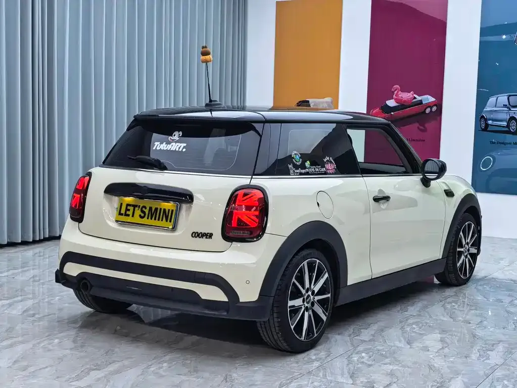 MINI Cooper (3-door) 2023 из CN, фото 8