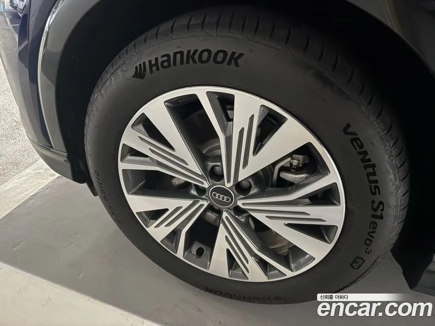 Audi Q4 e-tron 2025 из KR, фото 10