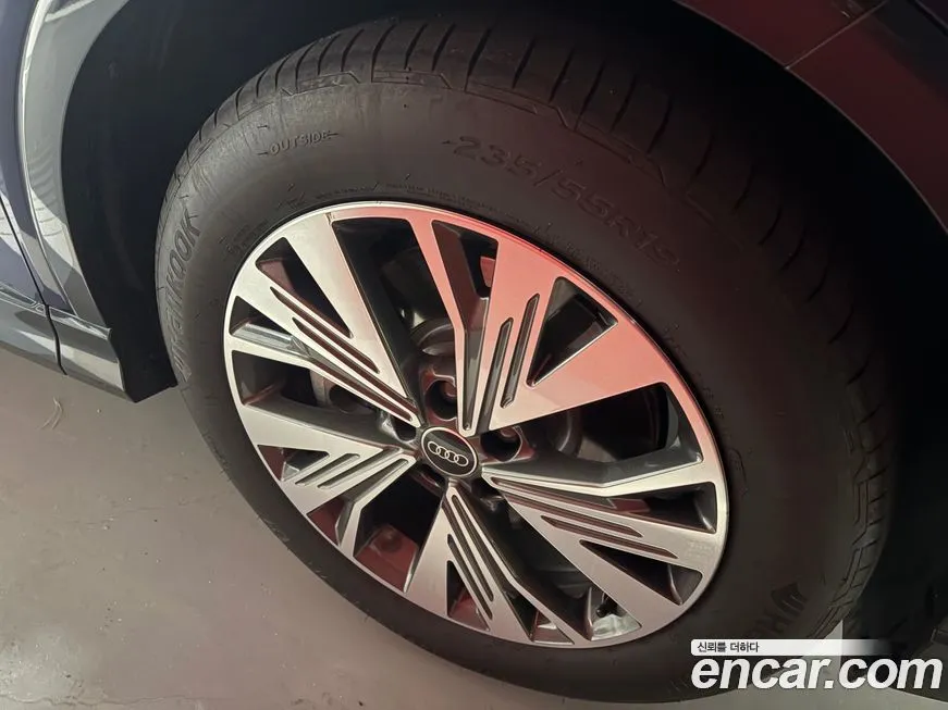 Audi Q4 e-tron 2025 из KR, фото 4