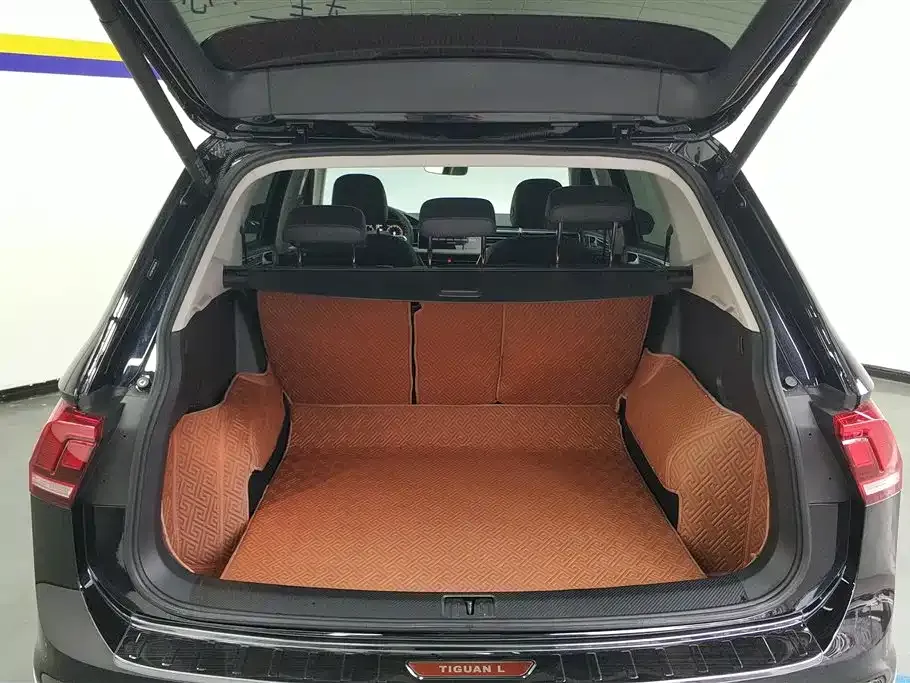 Volkswagen Tiguan L 2024 из CN, фото 5
