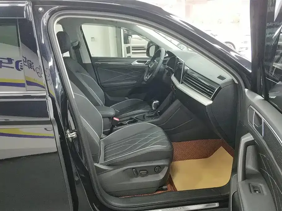 Volkswagen Tiguan L 2024 из CN, фото 4
