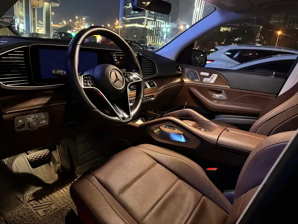 Mercedes-Benz GLE — фото 6