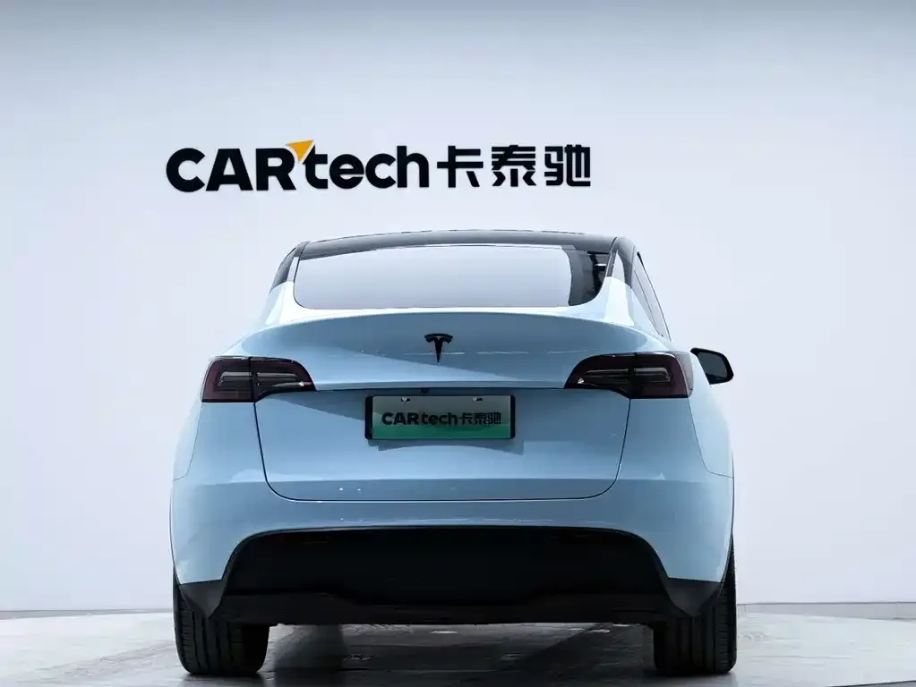 Tesla Model Y — фото 4