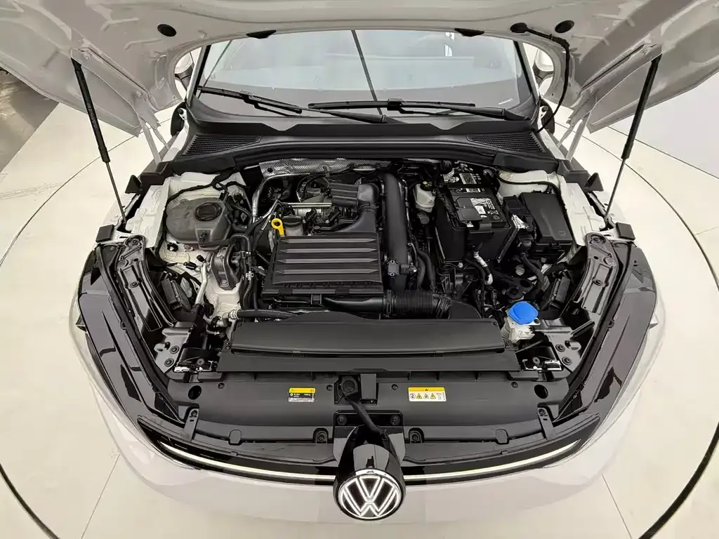 Volkswagen Lamando 2023 из CN, фото 8