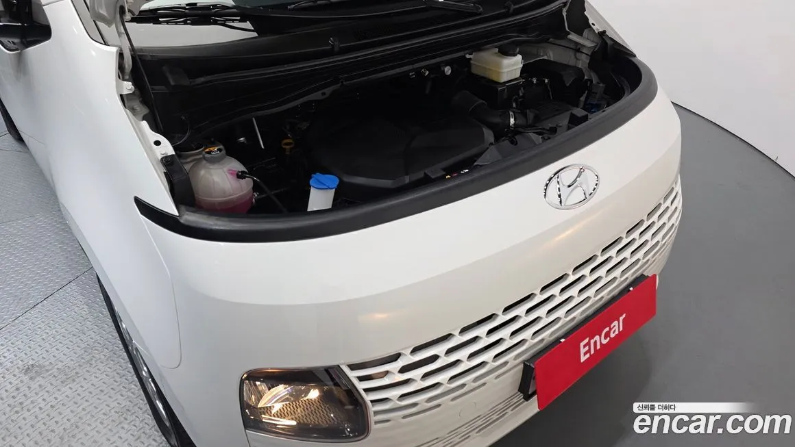 Hyundai Staria — фото 3