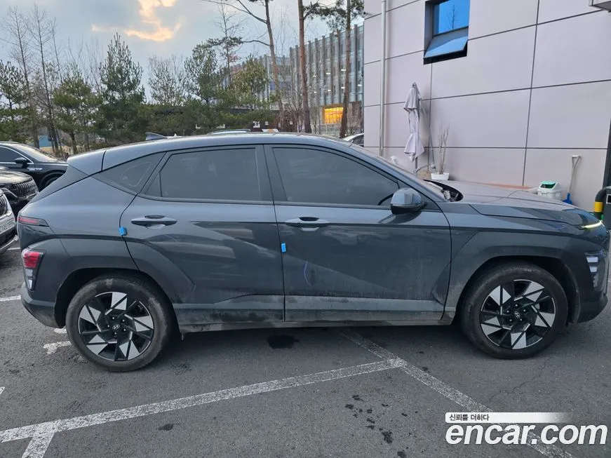 Hyundai Kona 2023 из KR, фото 4