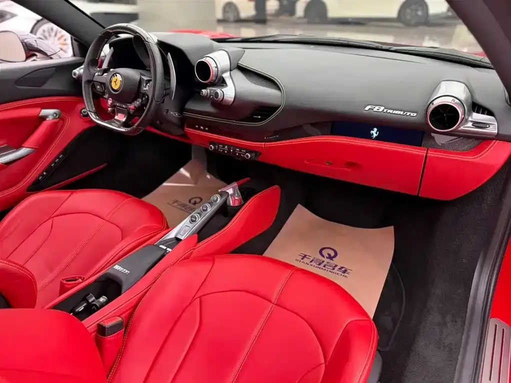 Ferrari F8 — фото 6