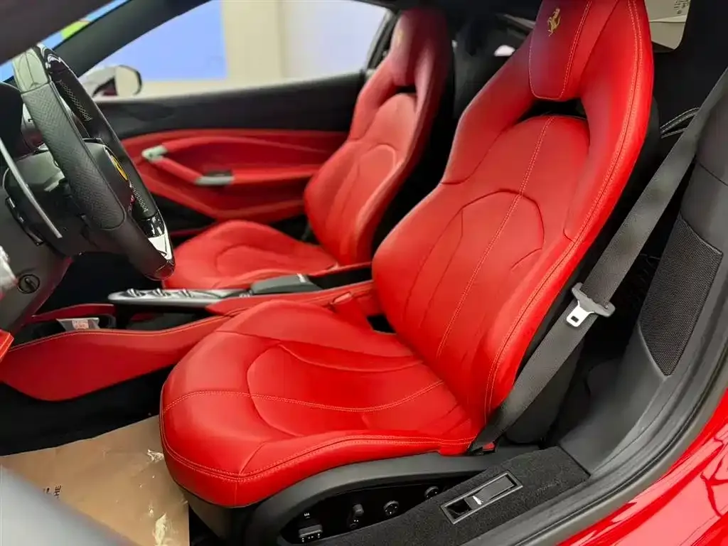 Ferrari F8 — фото 4