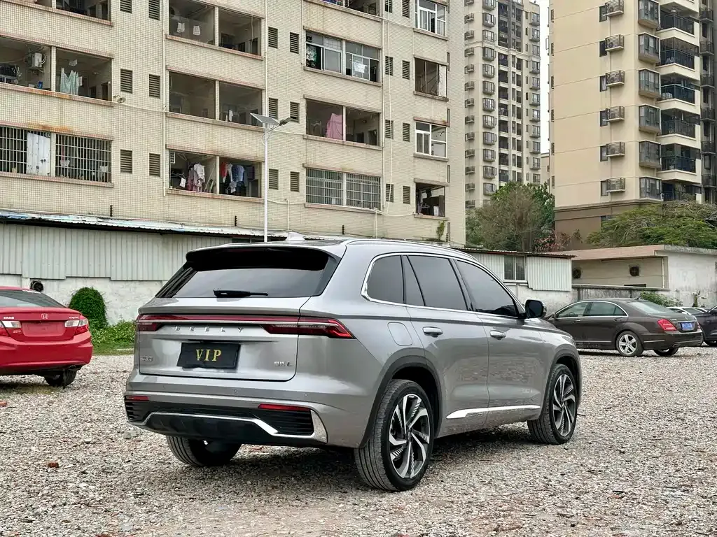 Geely Xingyue L — фото 10