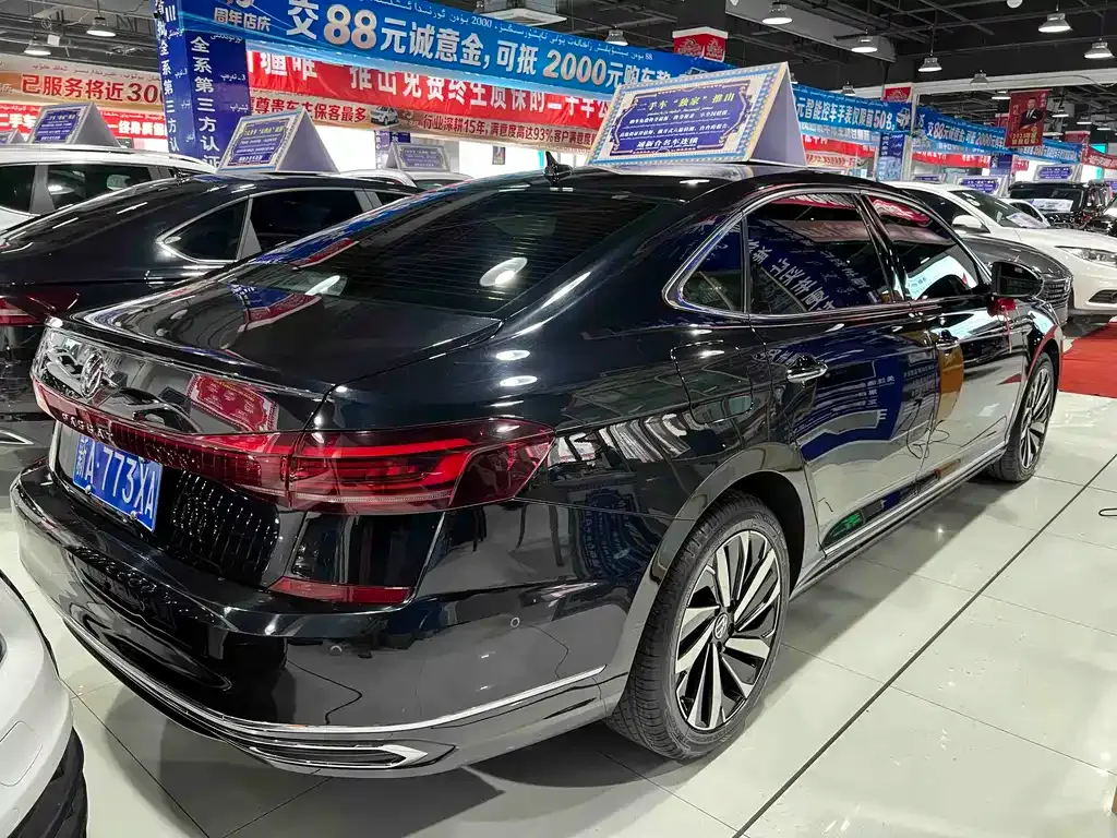 Volkswagen Passat 2021 из CN, фото 5