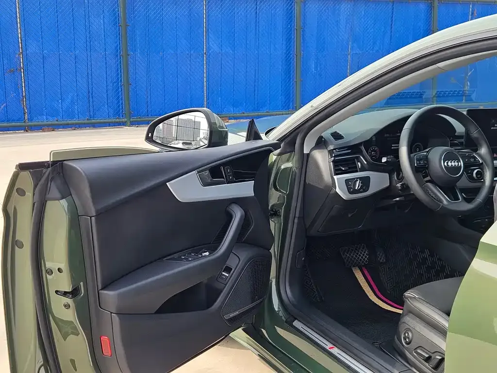 Audi A5 (Import) 2023 из CN, фото 4
