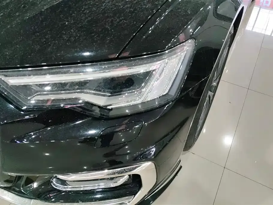 Audi A6L 2024 из CN, фото 10