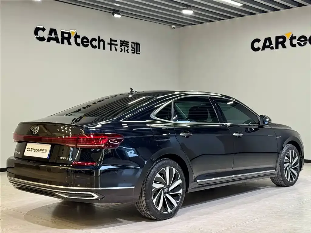 Volkswagen Passat 2024 из CN, фото 3