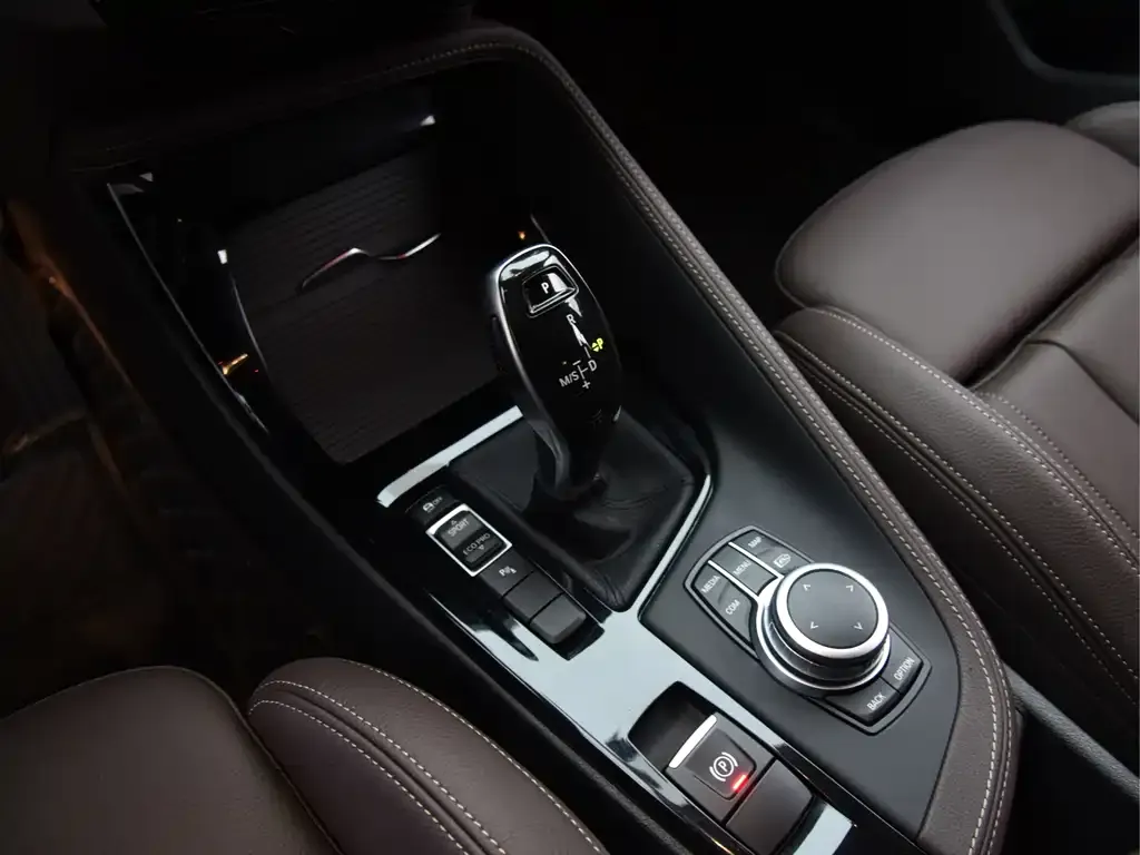 BMW X2 2021 из CN, фото 2
