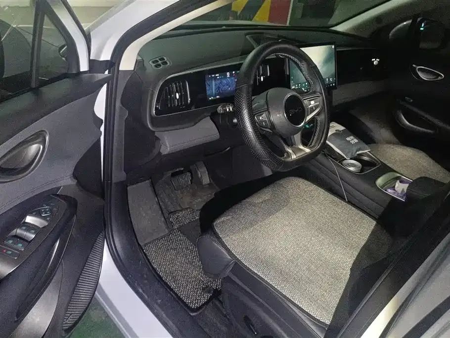 BYD Hiace 05 EV — фото 10