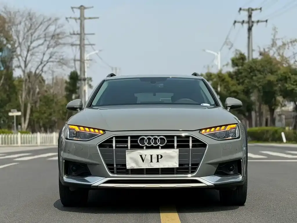 Audi A4 (Import) — фото 4