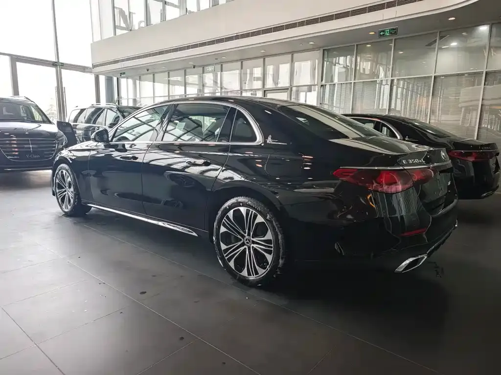 Mercedes-Benz E-Class New Energy 2025 из CN, фото 2