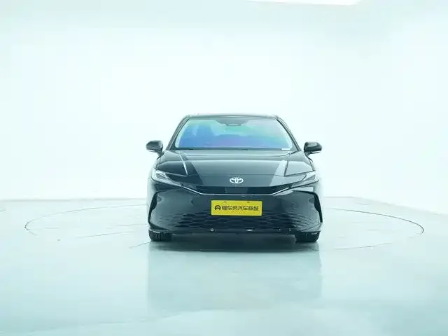 Toyota Camry 2025 из CN, фото 2