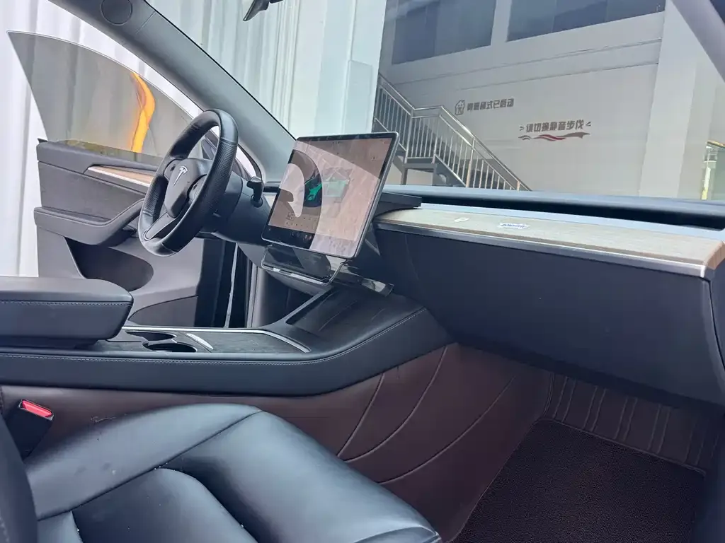 Tesla Model Y 2022 из CN, фото 3