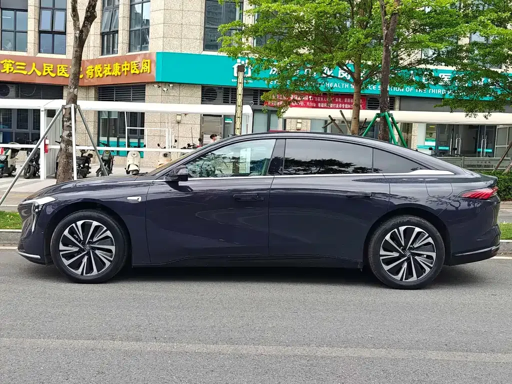 Buick Electra L7 2025 из CN, фото 9