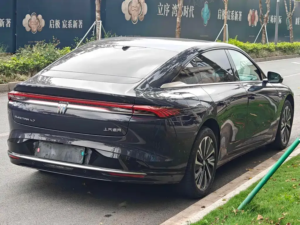 Buick Electra L7 2025 из CN, фото 10