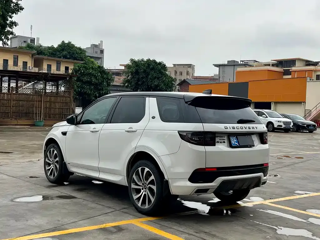Land Rover Discovery Sport — фото 8