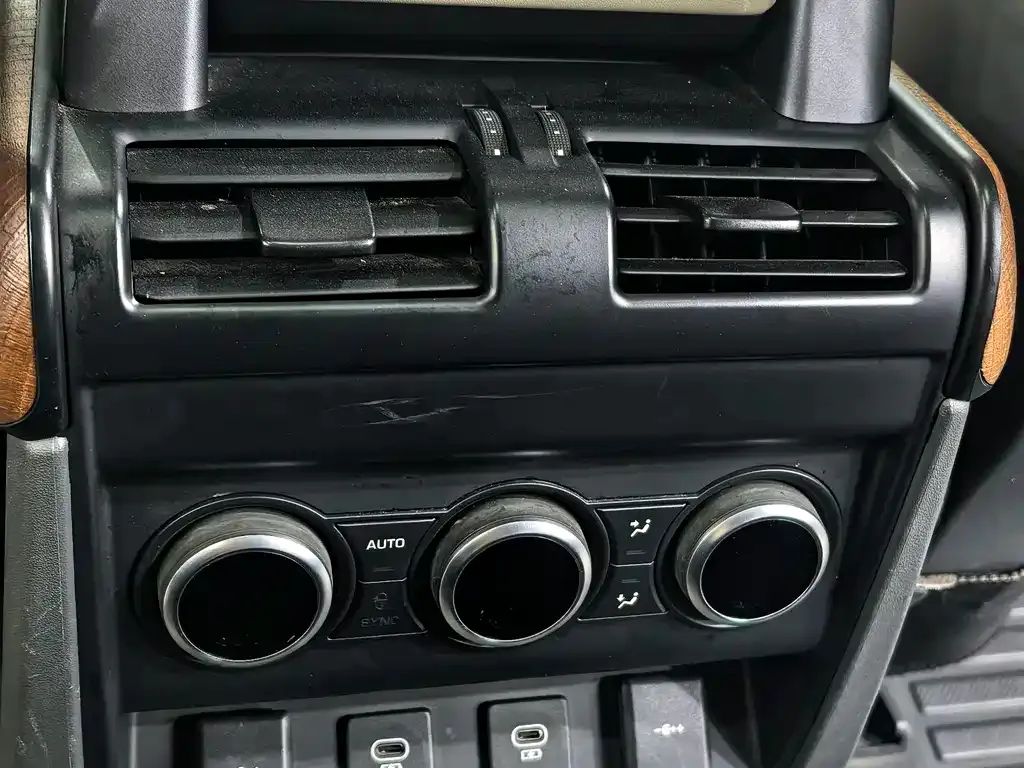 Land Rover Defender 2021 из CN, фото 9