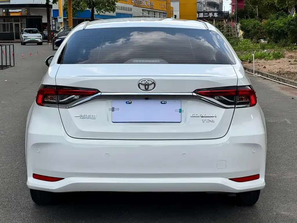 Toyota Corolla 2023 из CN, фото 4