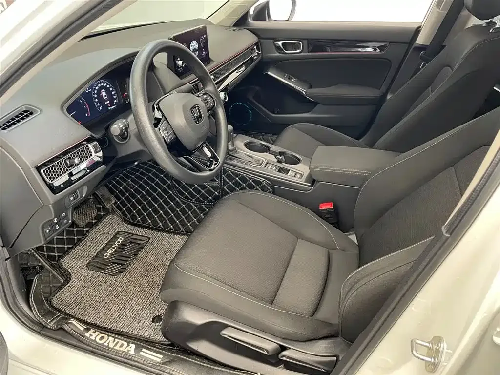 Honda Civic — фото 7