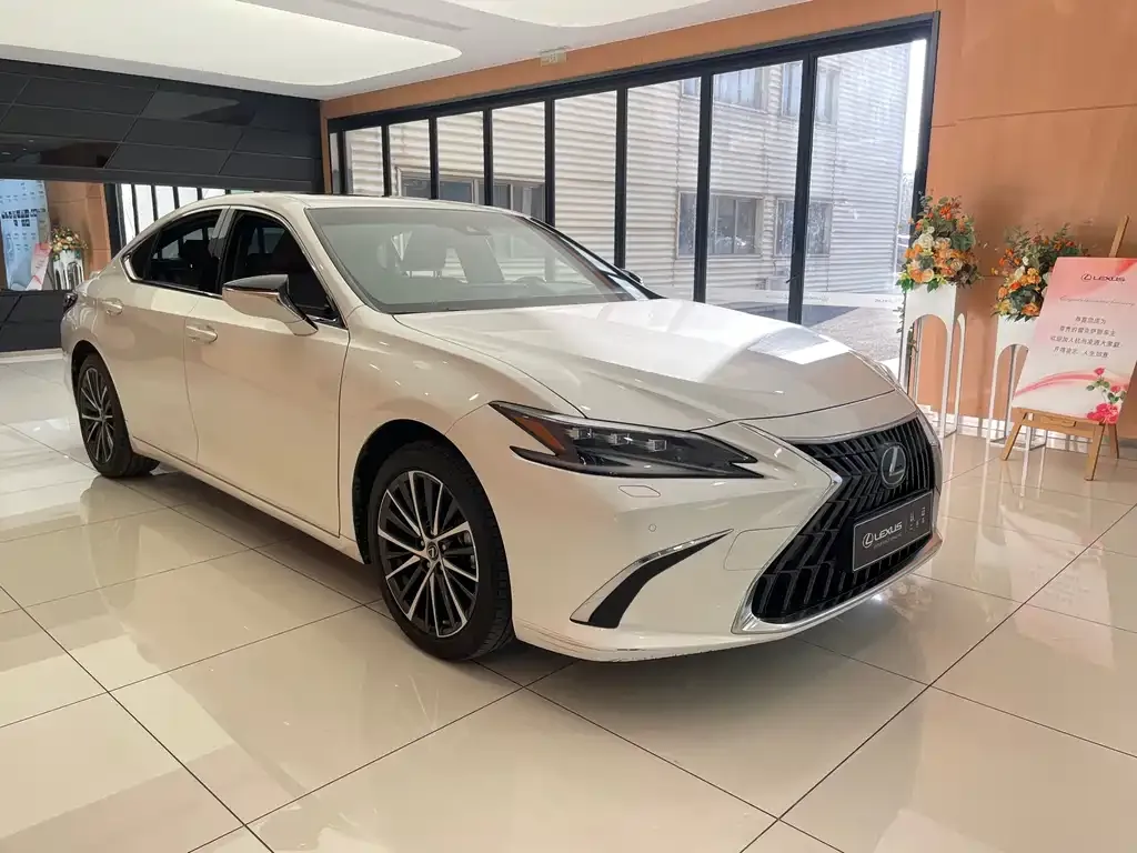 Lexus ES 2024 из CN, фото 3