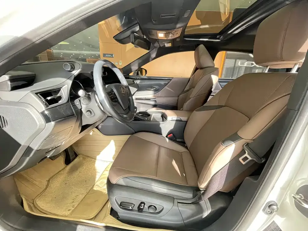 Lexus ES 2024 из CN, фото 6