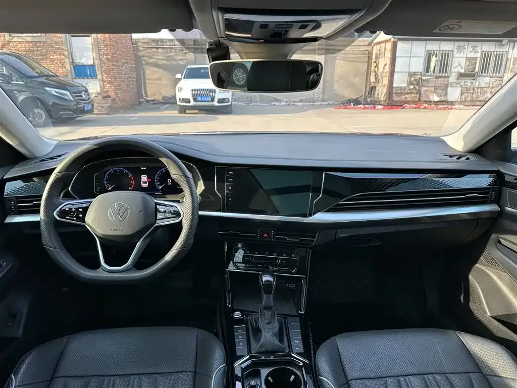 Volkswagen Passat — фото 4