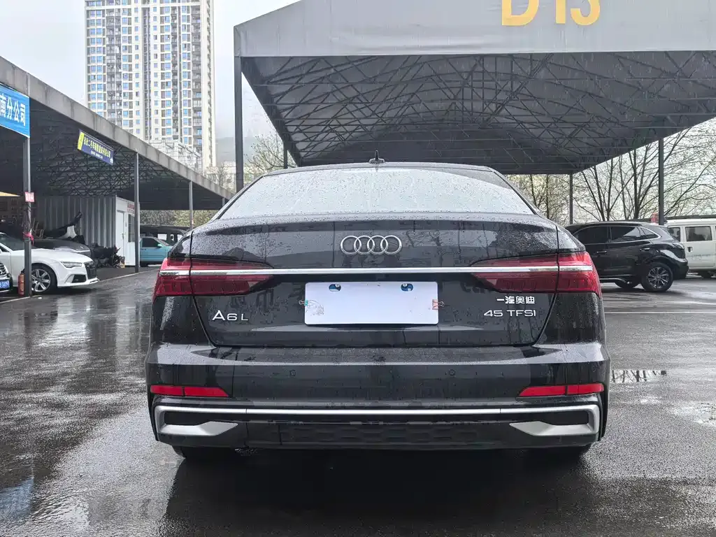 Audi A6L — фото 6
