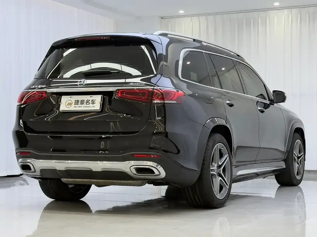 Mercedes-Benz GLS — фото 8