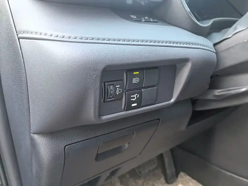 Toyota Crown Kluger 2025 из CN, фото 3