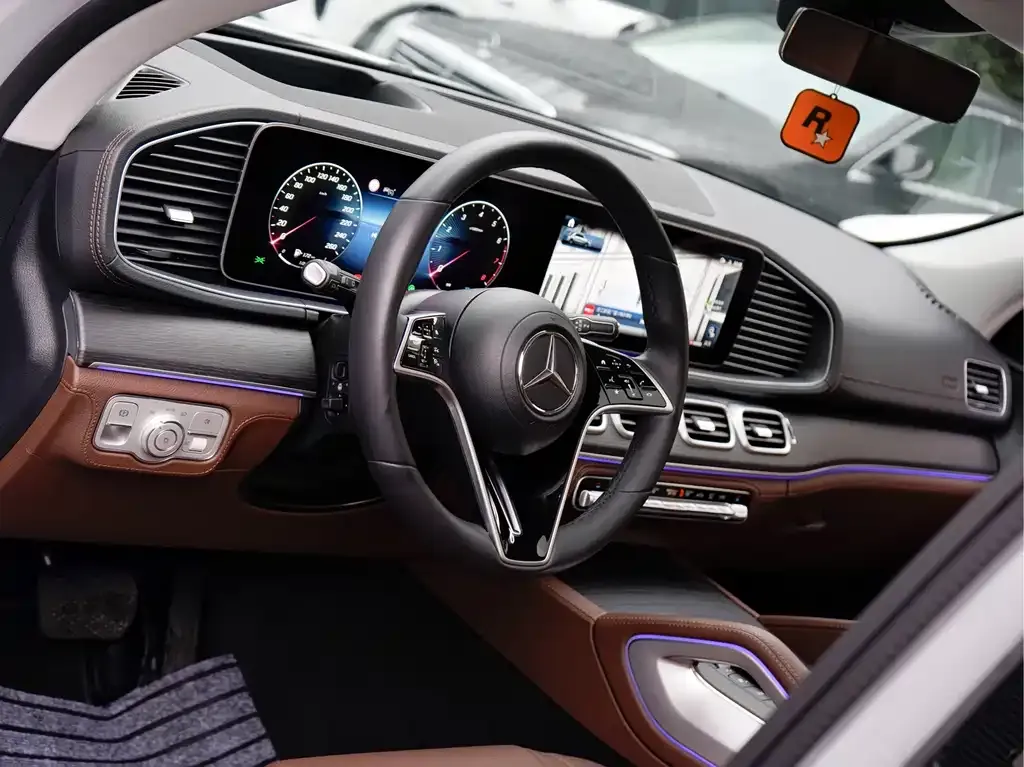 Mercedes-Benz GLE — фото 7