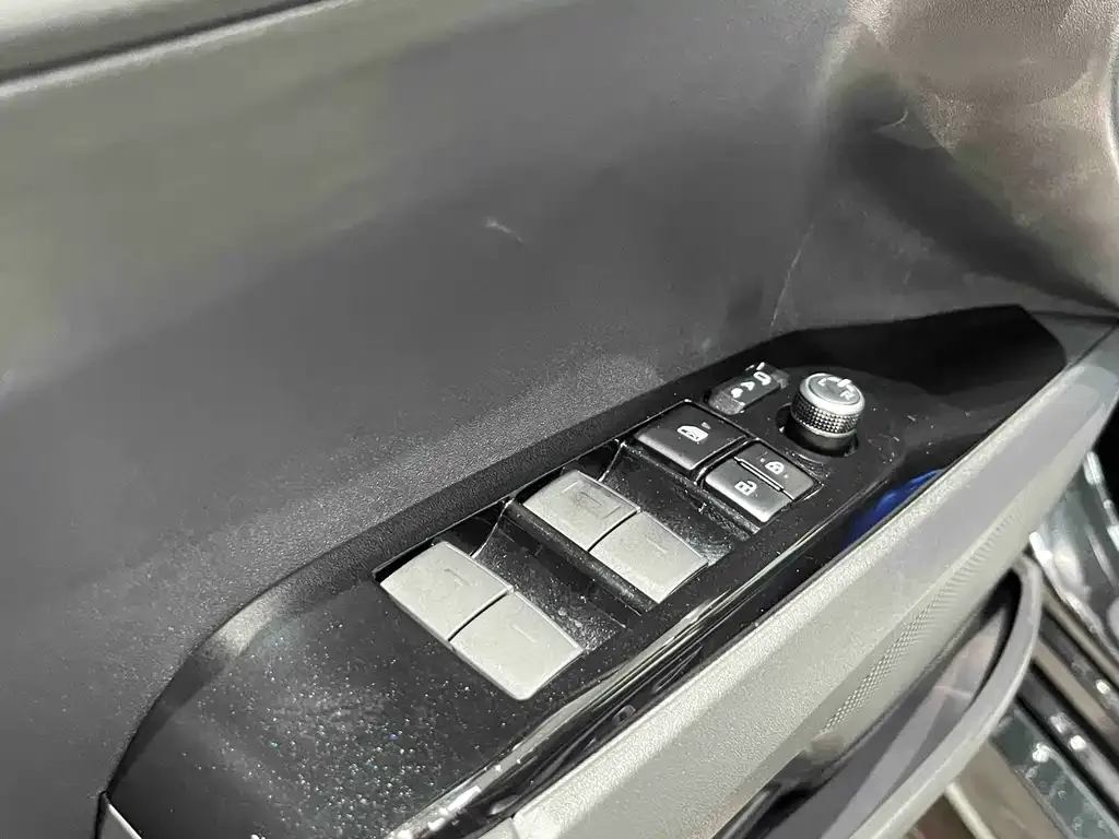 Toyota Camry 2024 из CN, фото 9
