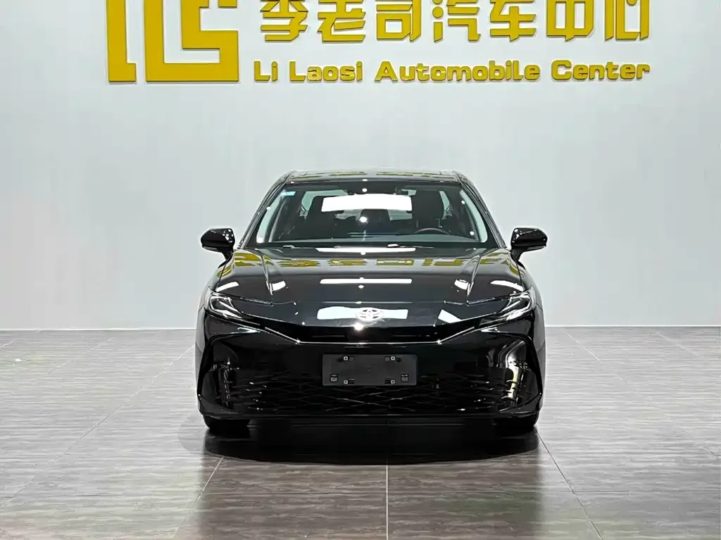 Toyota Camry 2024 из CN, фото 6
