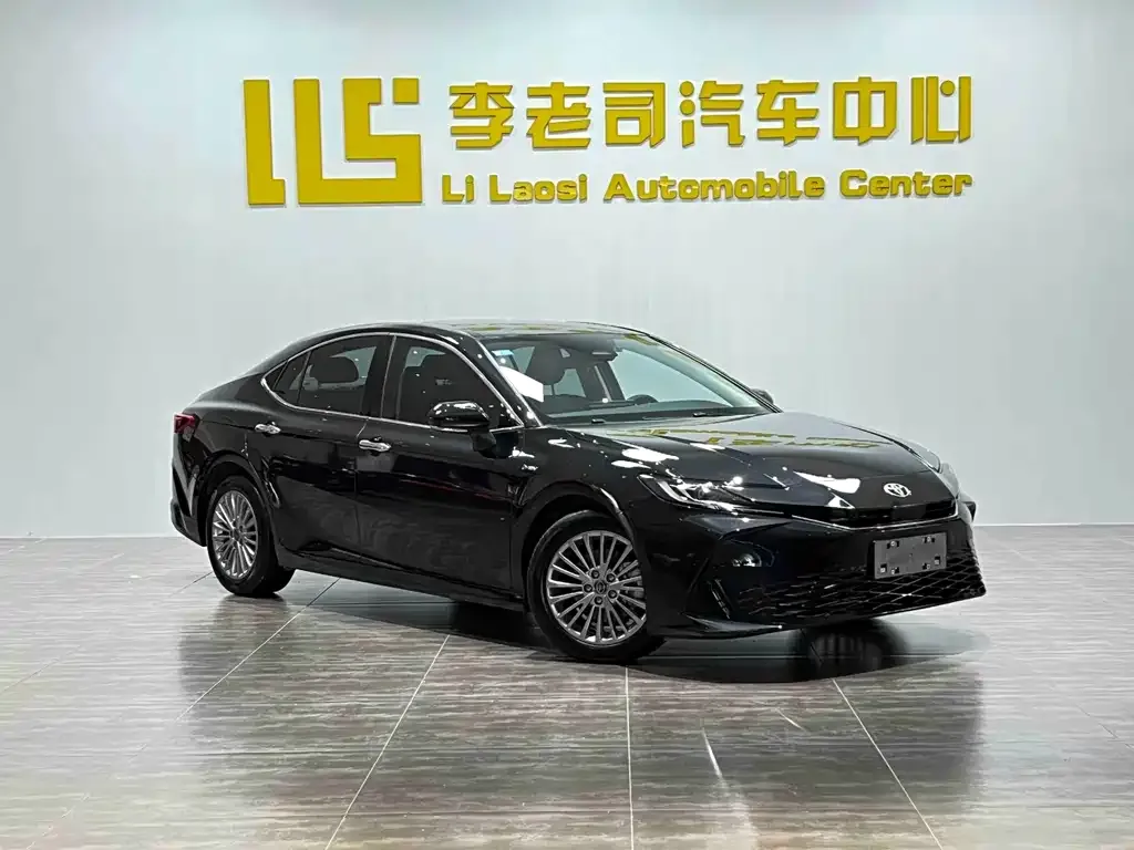 Toyota Camry 2024 из CN, фото 7
