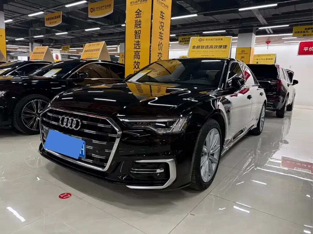 Audi A6L 2023 из CN, фото 1